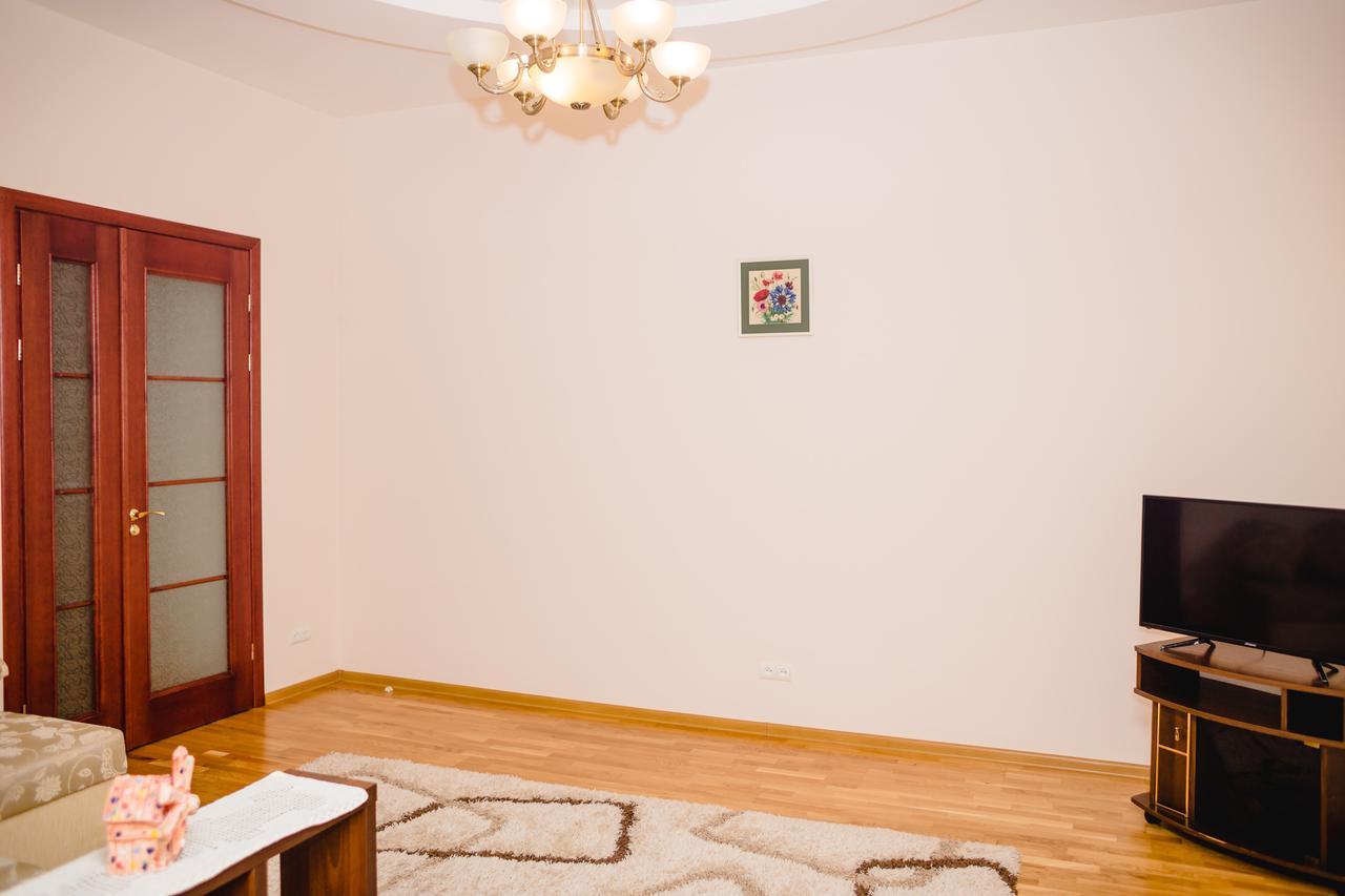 Dorosh Apartamet Apartamento Leópolis Exterior foto